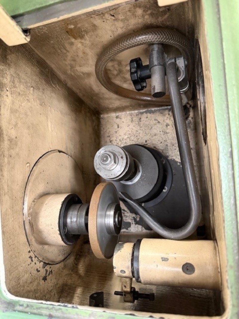 Hob Sharpening Machine – MIKRON A60