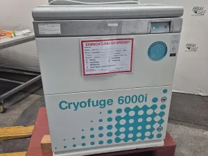 Heraeus Kendro Cryofuge 6000i