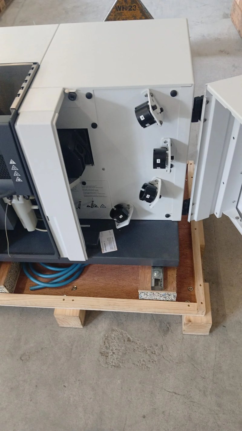 023515 - AGILENT 240 FS AA
