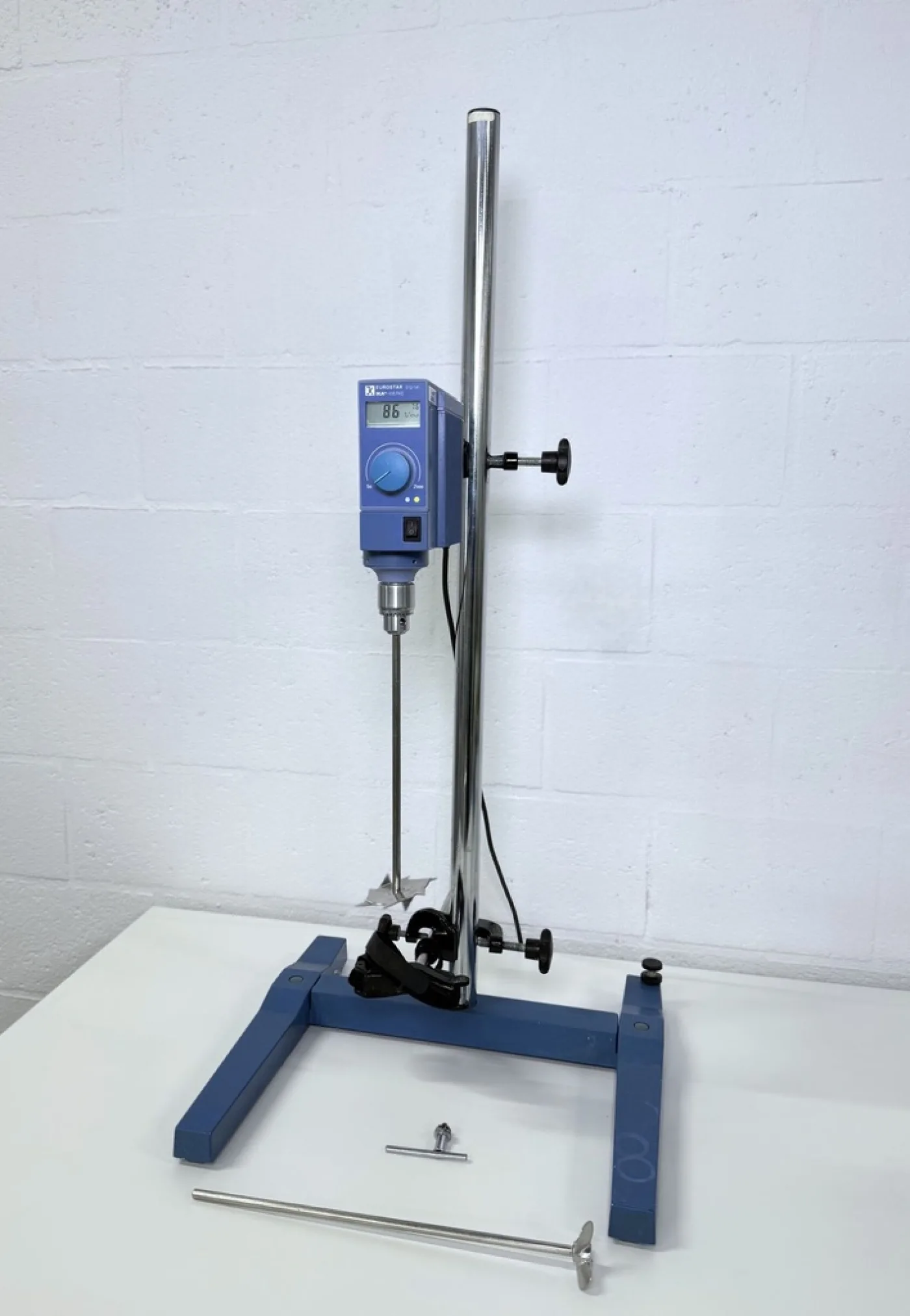 IKA EURO ST-D met 2 paddles en H-stand - 1