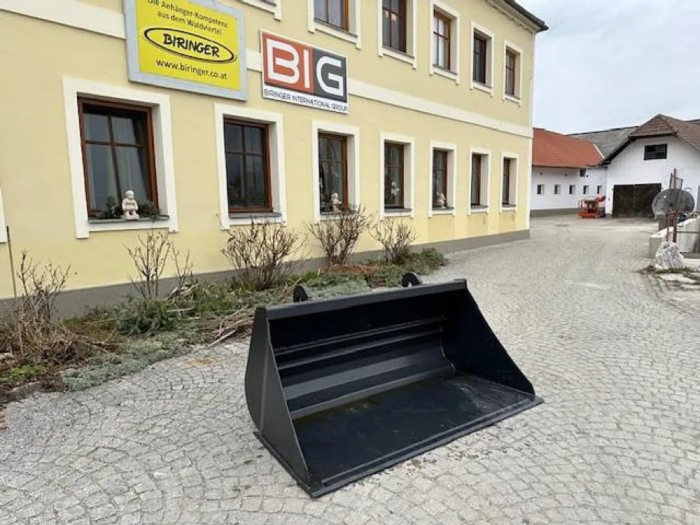 BIG Schwergutschaufel SUN 200 cm mit JCB Q fit Aufnahme