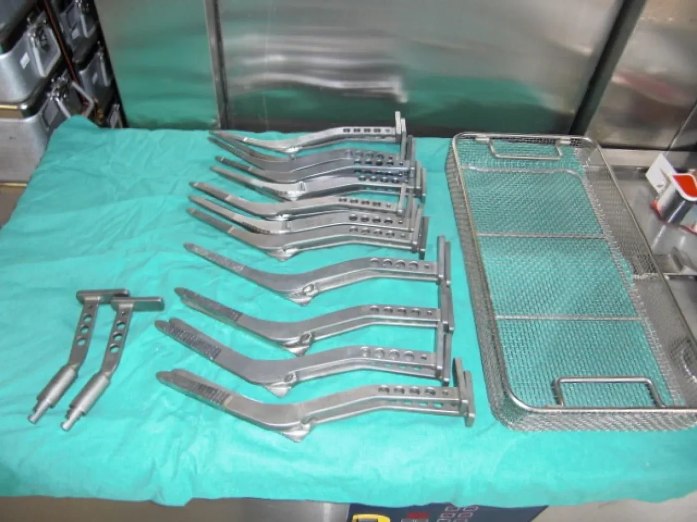 Osteosyntheseset für Hüft-OP Implantate Osteosyntheseset für Hüft-OP Implantate - 1