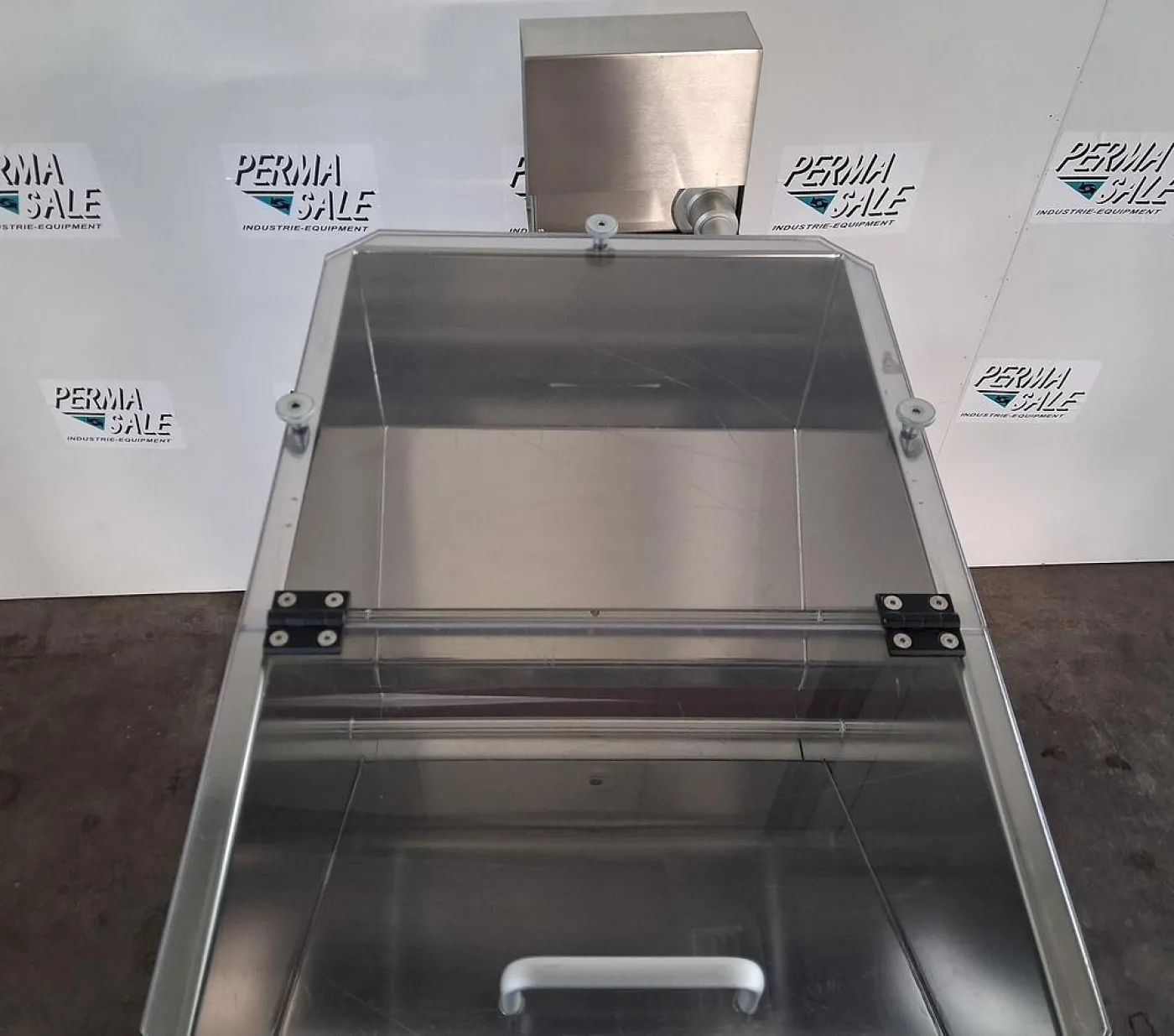 HMH SYPRO IM Vibratory Powder Feeder - 7