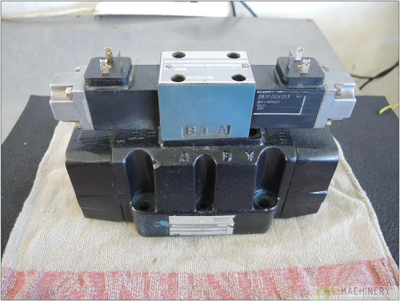BOSCH 0 810 090 101 AI3055 - 1