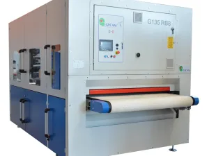 Entgrat- und Kantenverrundungsmaschine G 135 RB8