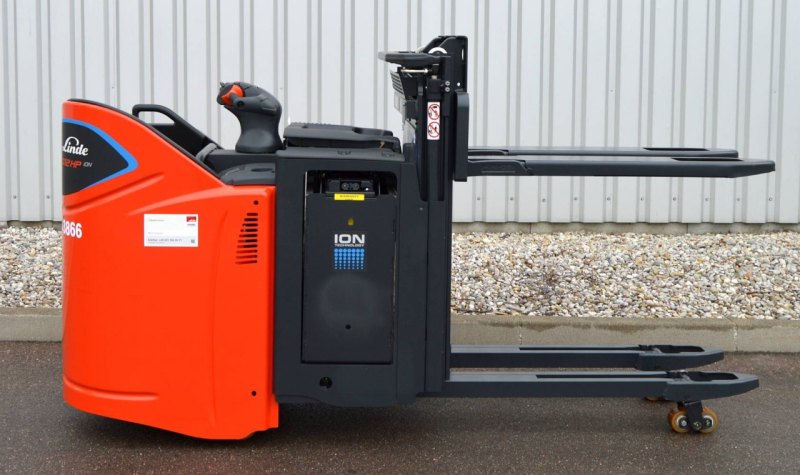 Hochhubwagen Linde D 12 HP SP ION 133 (2019)