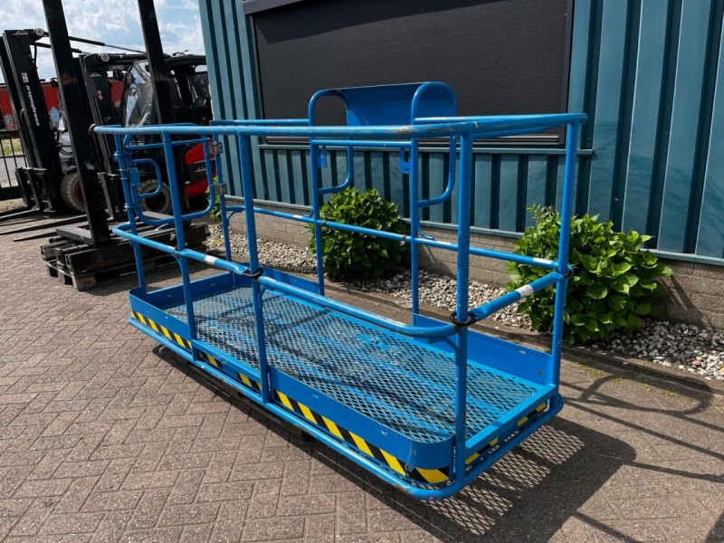 Genie 8FT BASKET- PLATFORM No.1272304GT