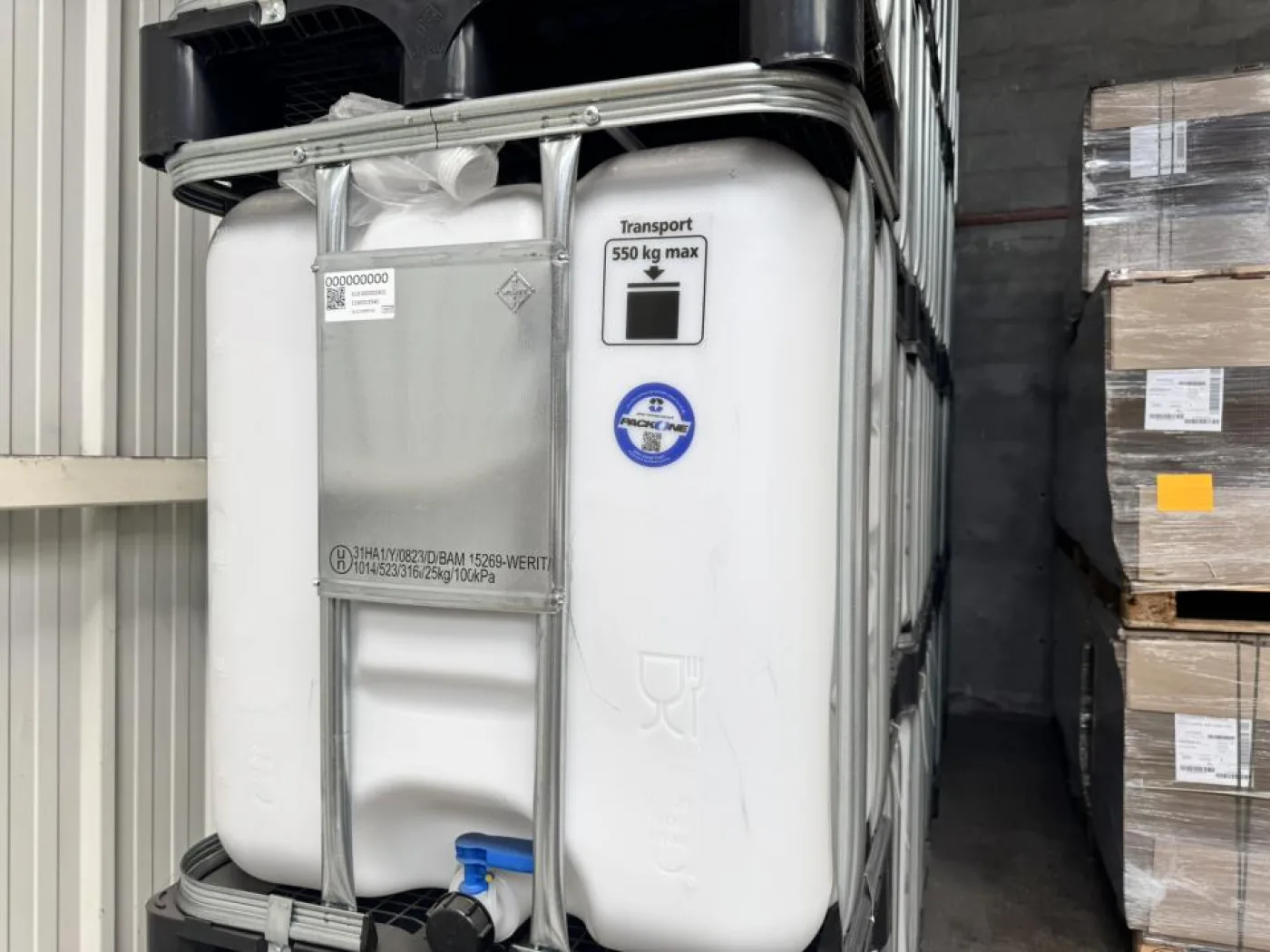 Food-grade Intermediate Bulk Container (IBC tote) 37x - 1