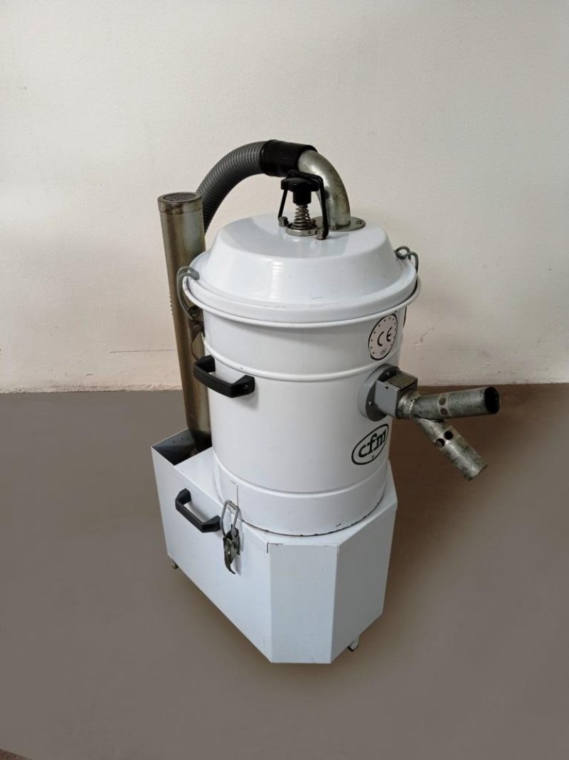 ASPIRATORE INDUSTRIALE PER POLVERI – CFM – MOD. 3151 T