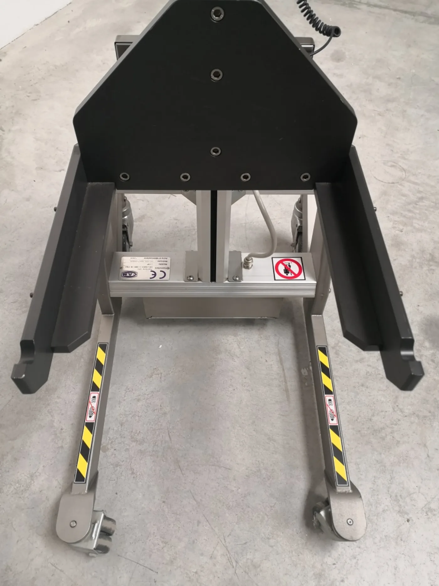 CARRELLO ELEVATORE – PARTENA CAM – MOD. LIFT&DRIVE 125P - 8