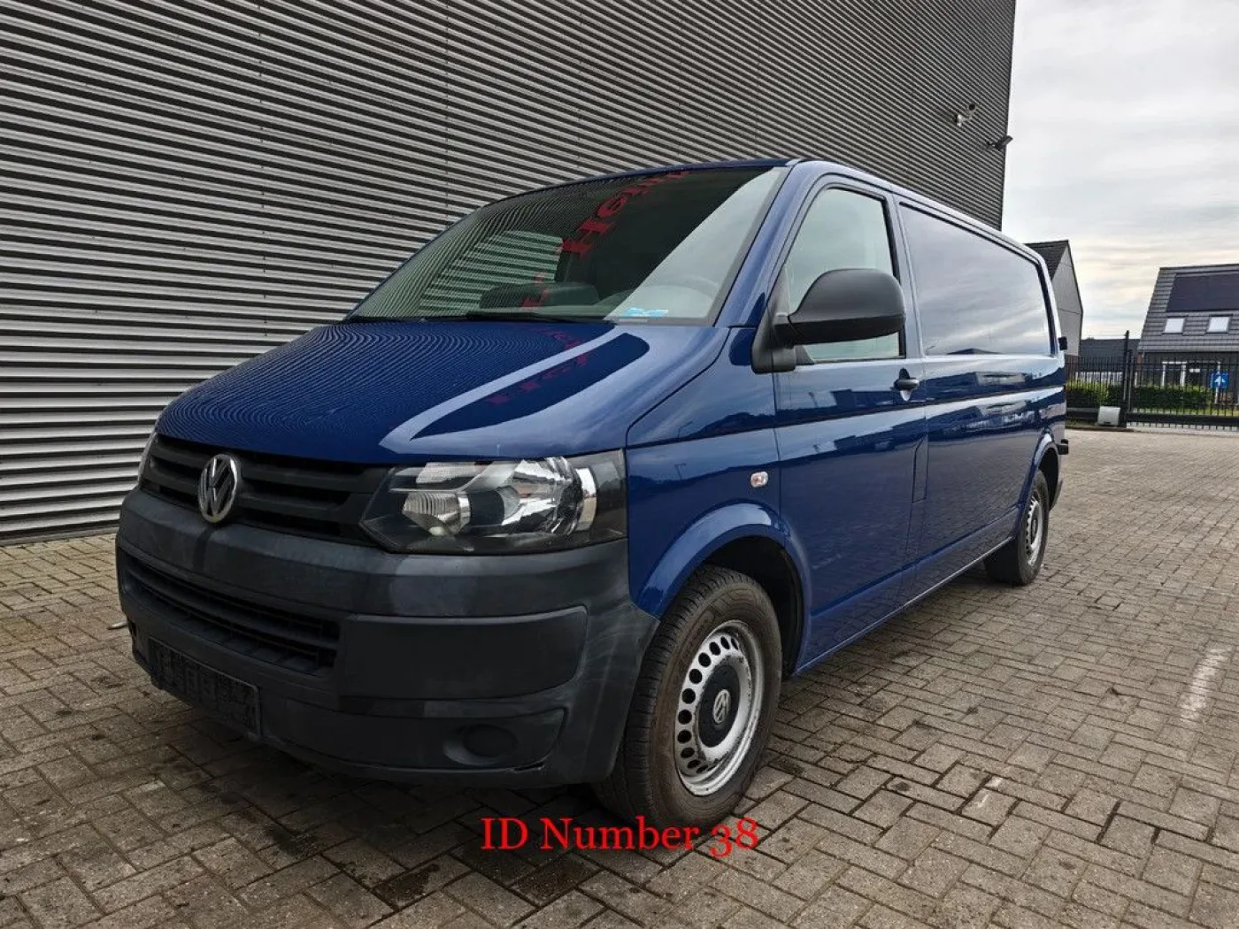 Volkswagen Transporter 2.0 TDI 4Motion 3 Persons Clutch Defect! - 2