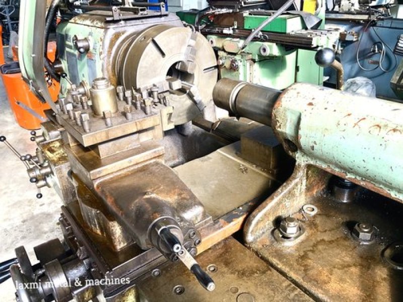 LATHE MACHINE, TOS - SU 80A. - Laxmi Metal & Machines, Rohtak