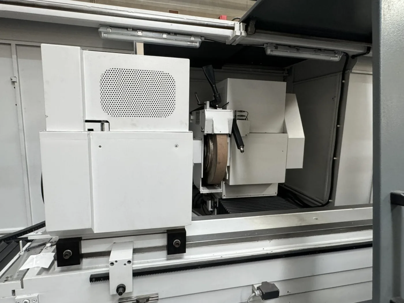 RECTIFIEUSE CNC CYLINDRIQUE “GER” TYPE CP-3000 CNC - 8