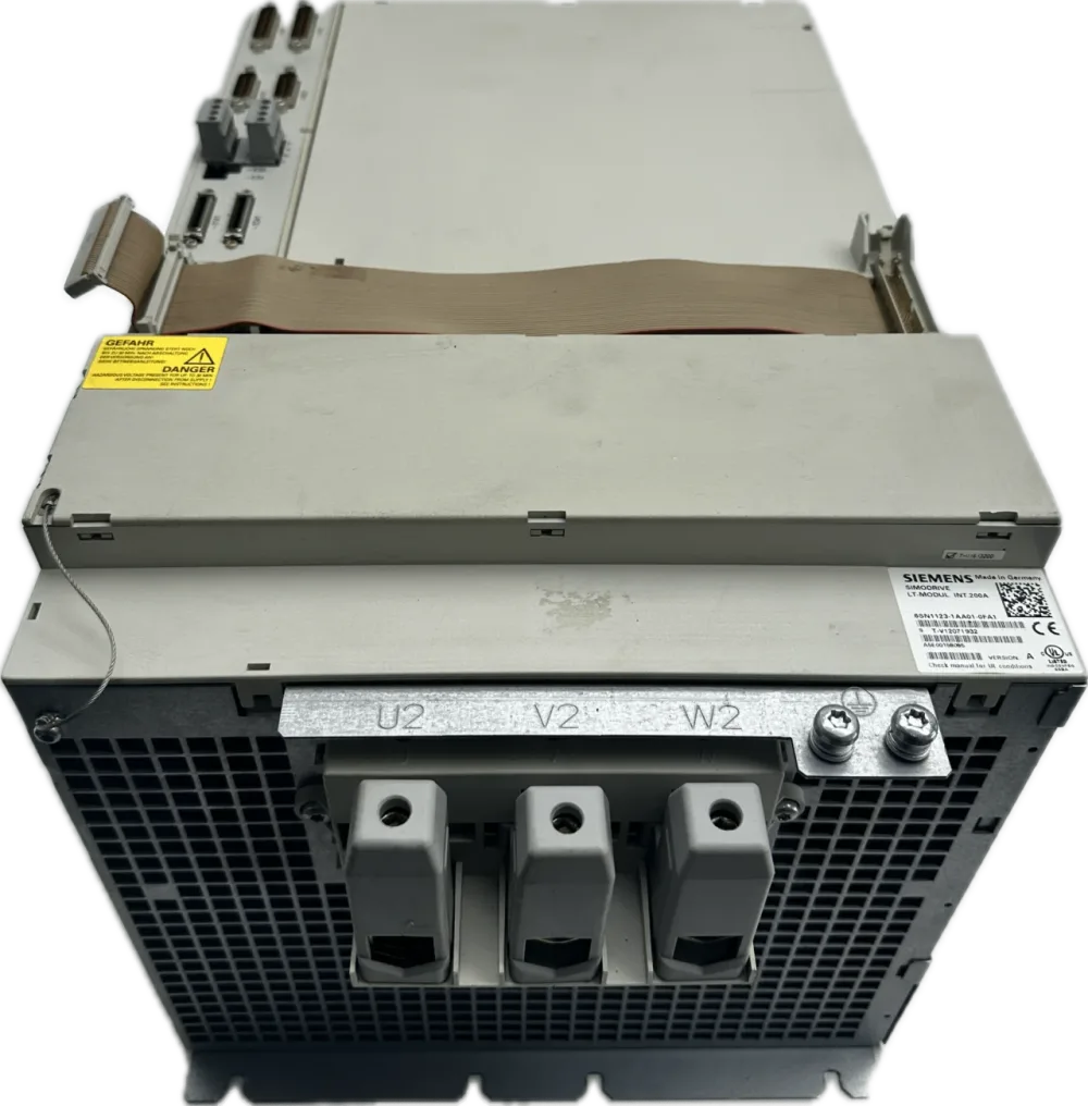 Siemens SIMODRIVE 611 6SN1123-1AA01-0FA1 / 6SN1118-0DM23-0AA