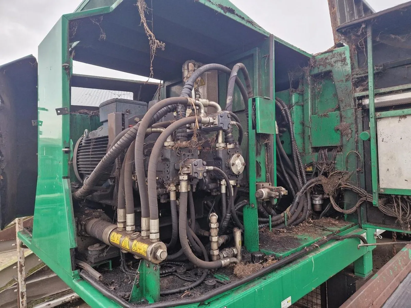 2008 Komptech Crambo 3400 E Electric Twin-shaft Slow-speed Static Shredder - 5