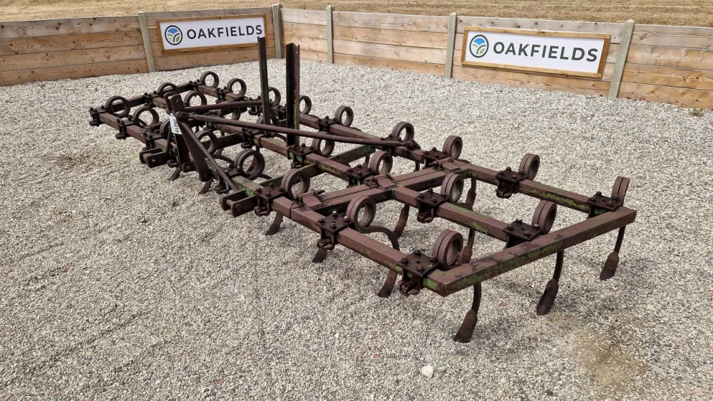 John Deere 4m Pigtail Cultivator