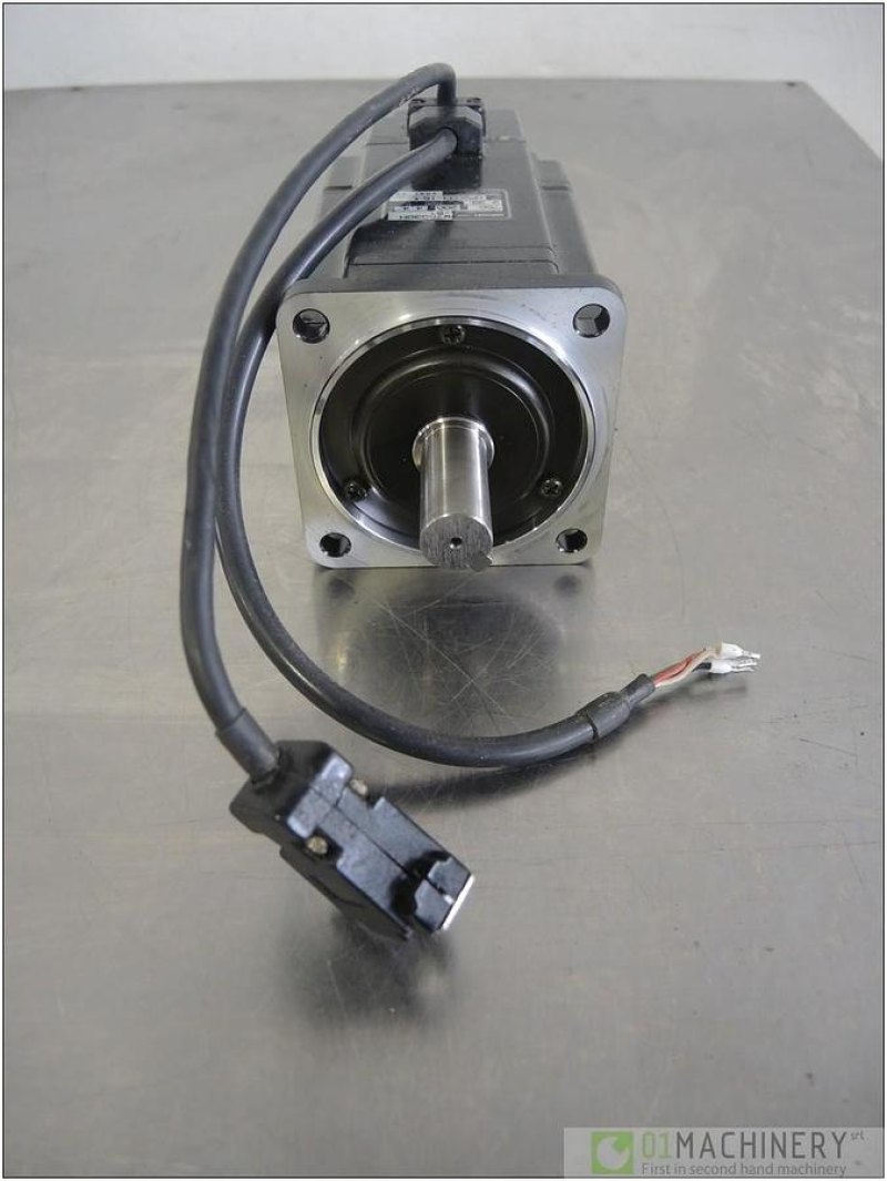 2001 OMRON R88M-W75030H-S1 AI1565