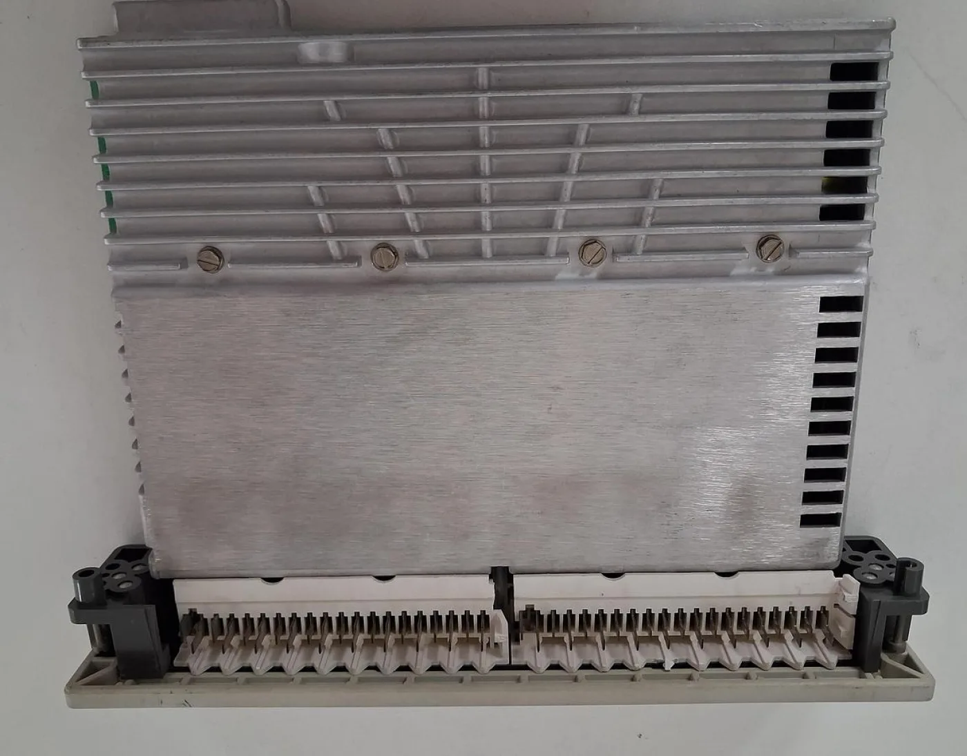 Modicon AS-B827-032 I/O Module - 8