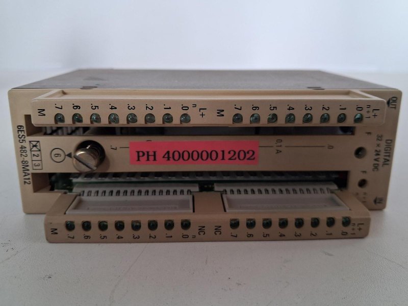 Siemens SIMATIC S5 6ES5 482-8MA12 Digital Output Module