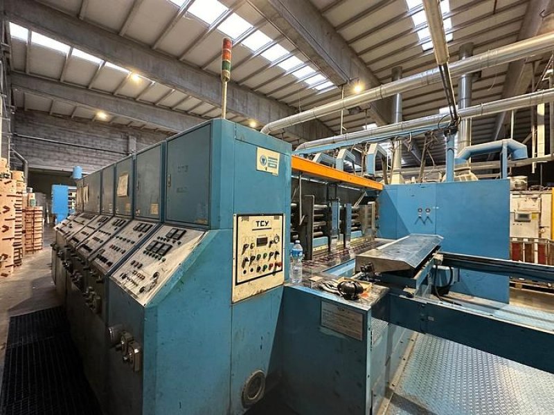 2004 TCY 8PA 1680X3000