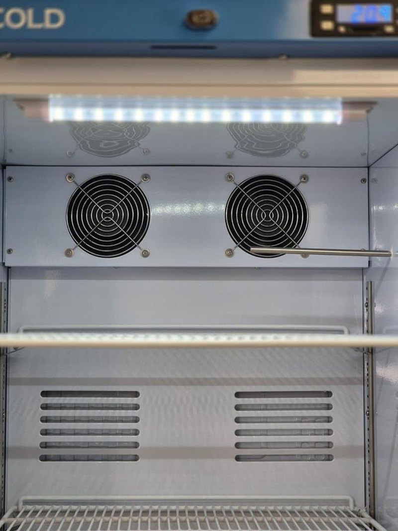 LABCOLD RLDF1510 Climatic Class 4 Refrigerator