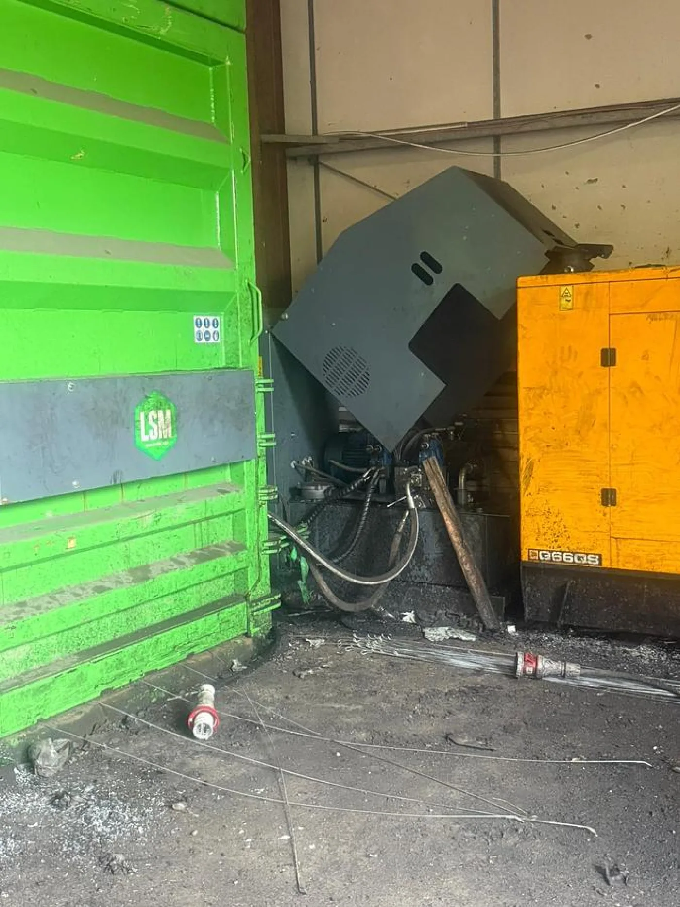 LSM V85 Tyre Baler - 5