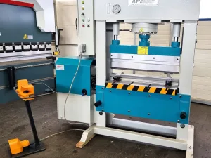 Hydraulische Werkstattpresse mit Abkantvorrichtung AP 1020/100
