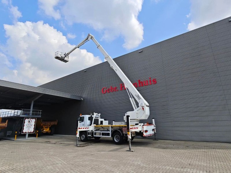 Mercedes-Benz Axor 1833 4x2 Bronto Skylift S32 XDT