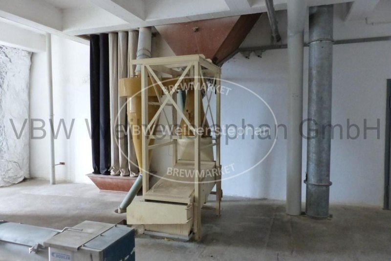 Vibratory screener, stone seperator