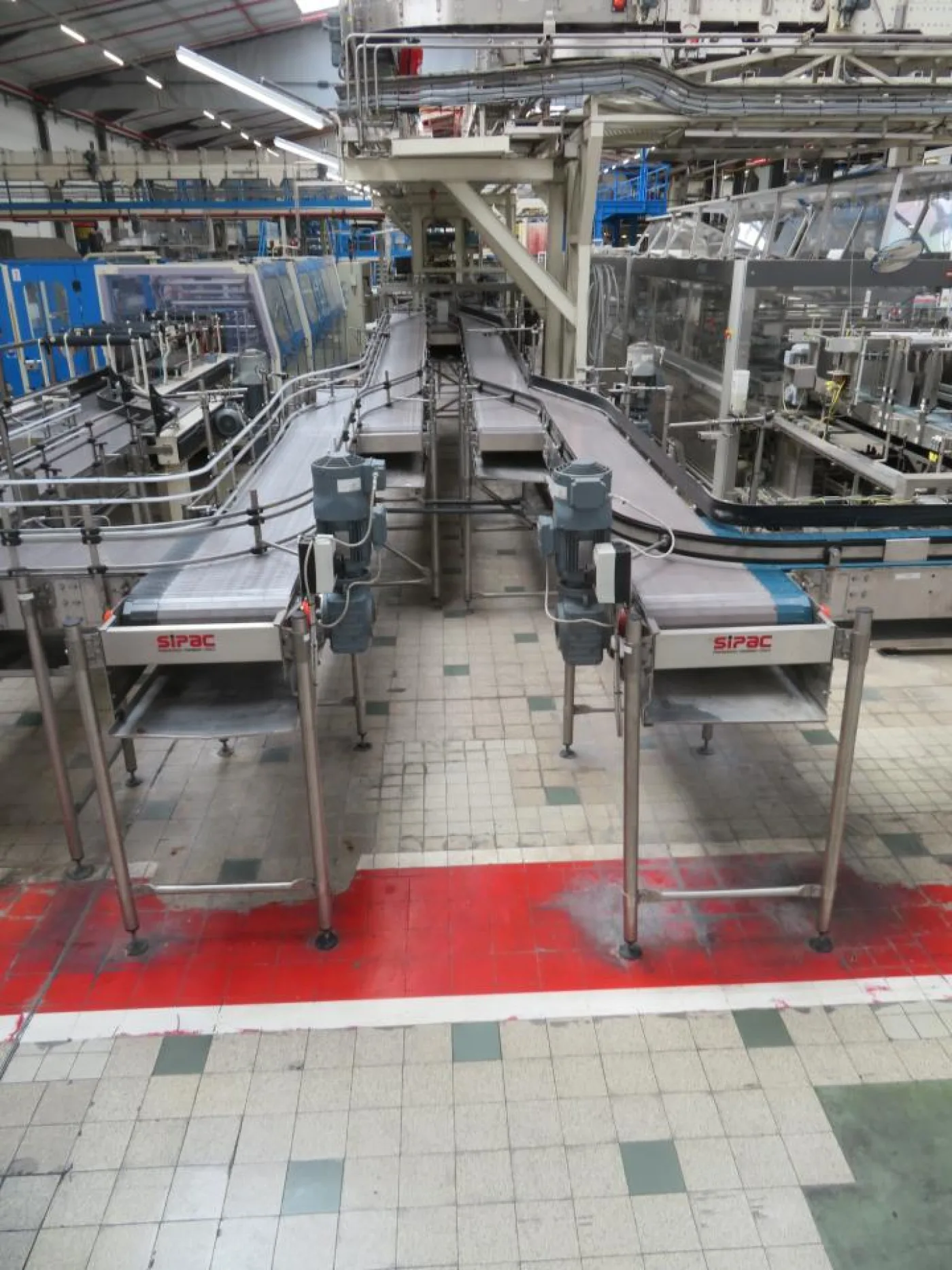 Sipac Sipac Chain Convoyeur System With Diverting System- Line 4 - 5