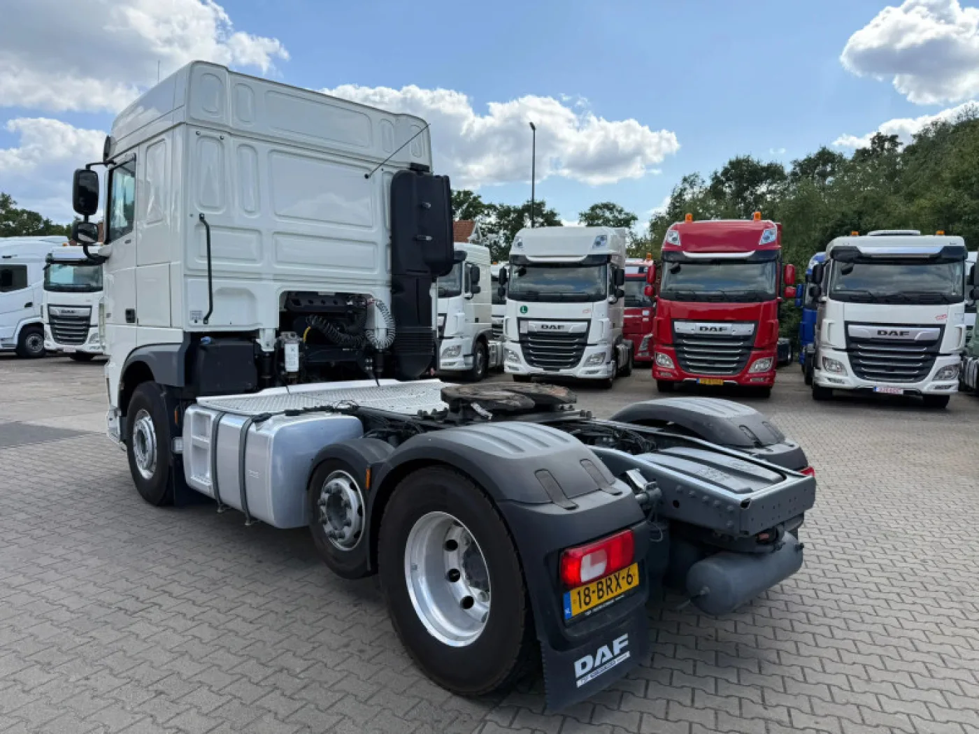 DAF XF 480 6X2 FTP Space Cab Midlift Stand-alone A/C Alcoa 428,044 km NL Truck - 2