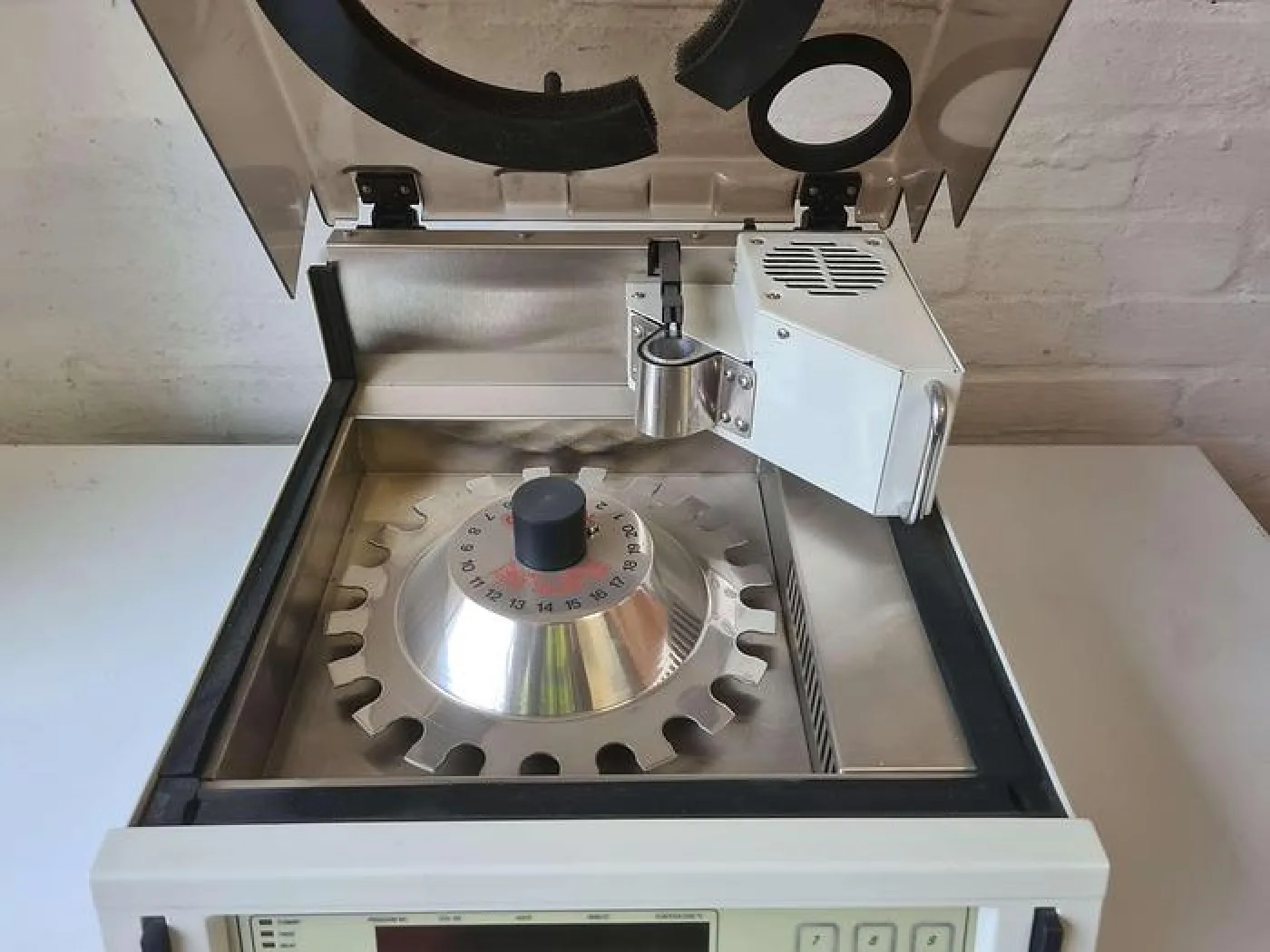 Leica Reichert Lynx Microscopy Tissue Processor - 7