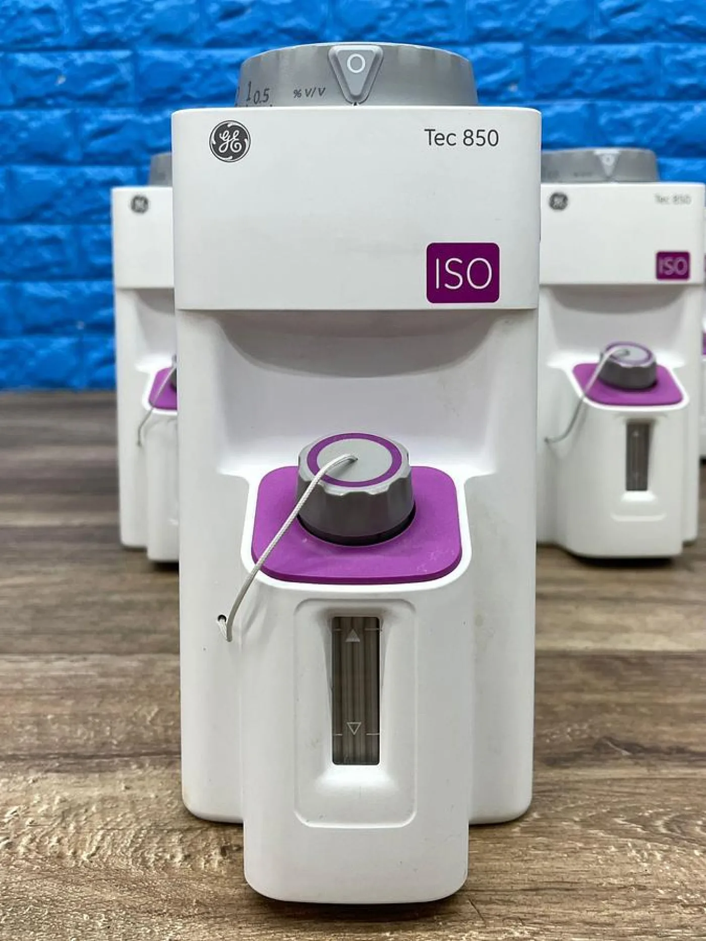 GE Datex-Ohmeda TEC 850 Isoflurane REF: 1177-9850-ISO - 2