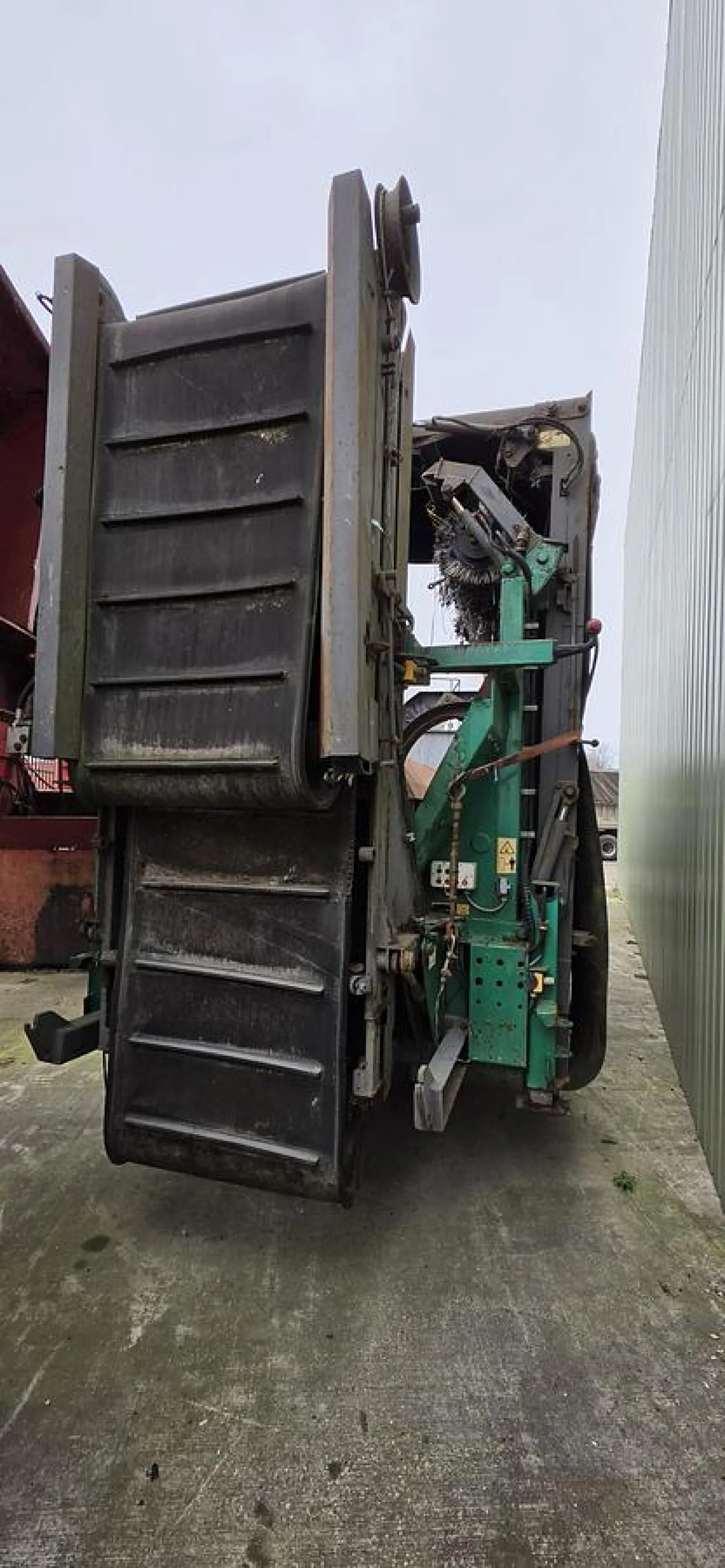 2005 Doppstadt SM 620 Profi Mobile Trommel Screen Screener - 8