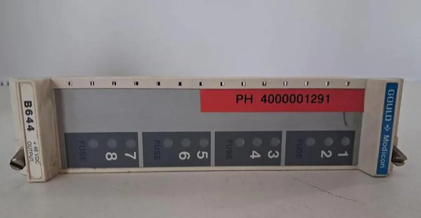 Gould Modicon B644 8-Channel Digital Input Module - 2