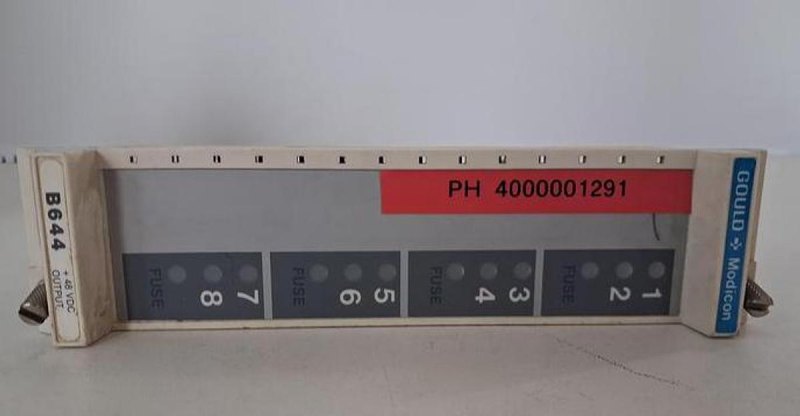 Gould Modicon B644 8-Channel Digital Input Module