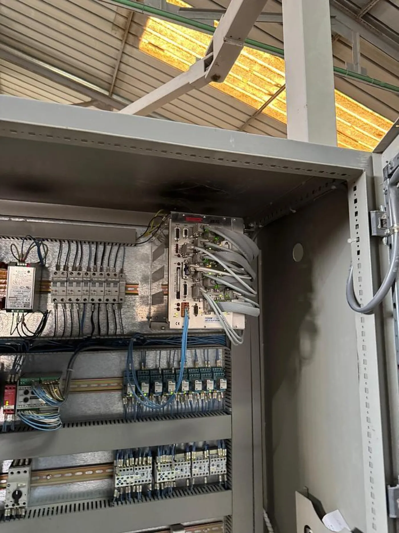 2004 GMM Lexta 36 FULL - 4