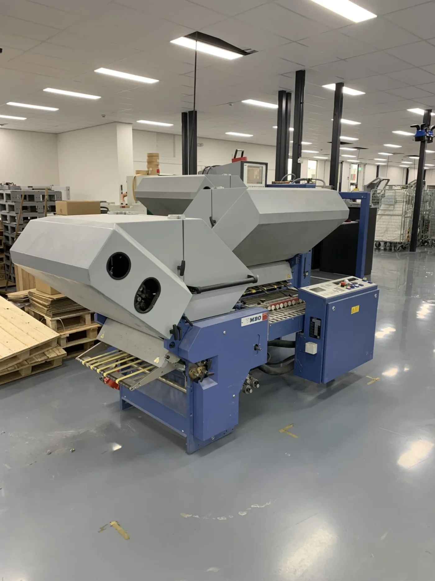 MBO T800/444 plegadora todo bolsas - 5