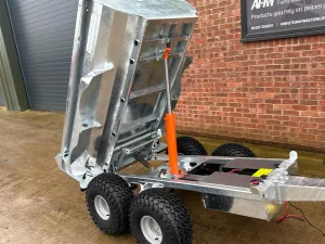 Chapman Hydraulic Dump Trailer DT100