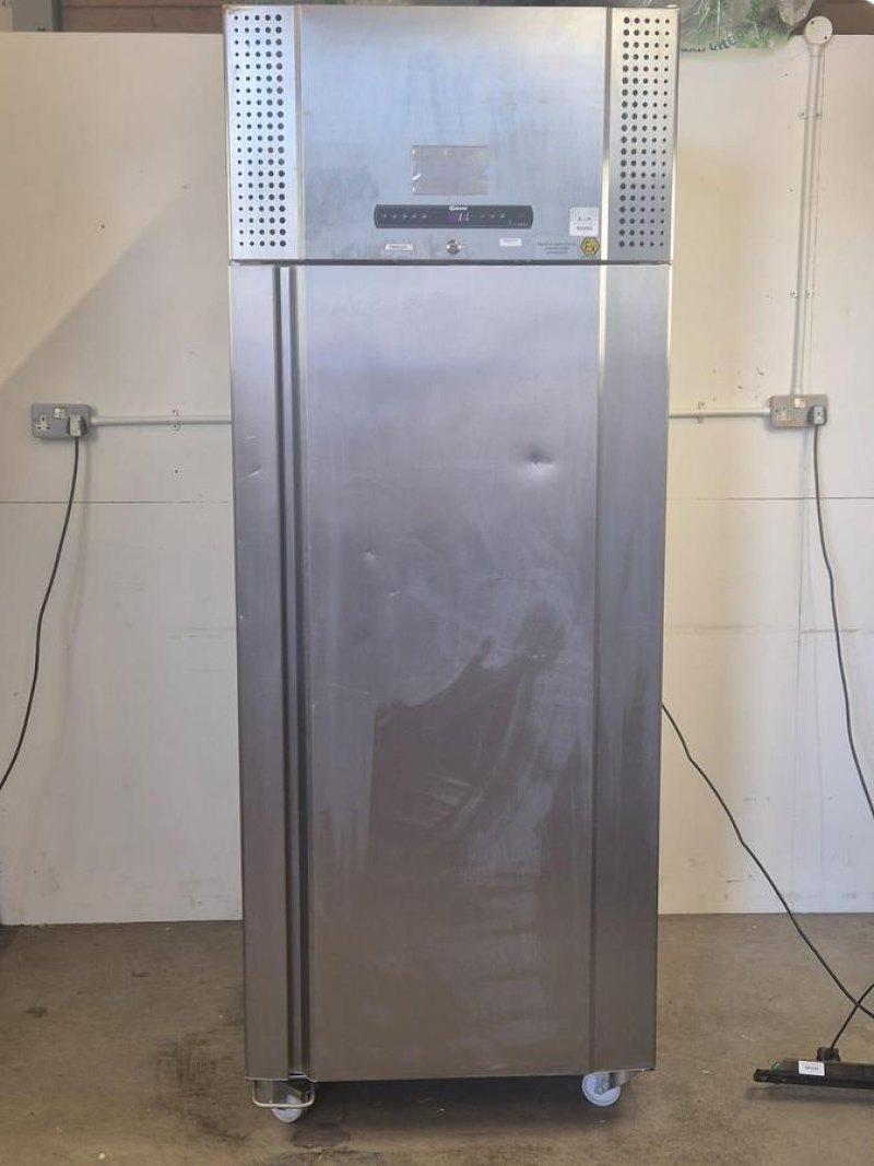 Gram R290 Fridge