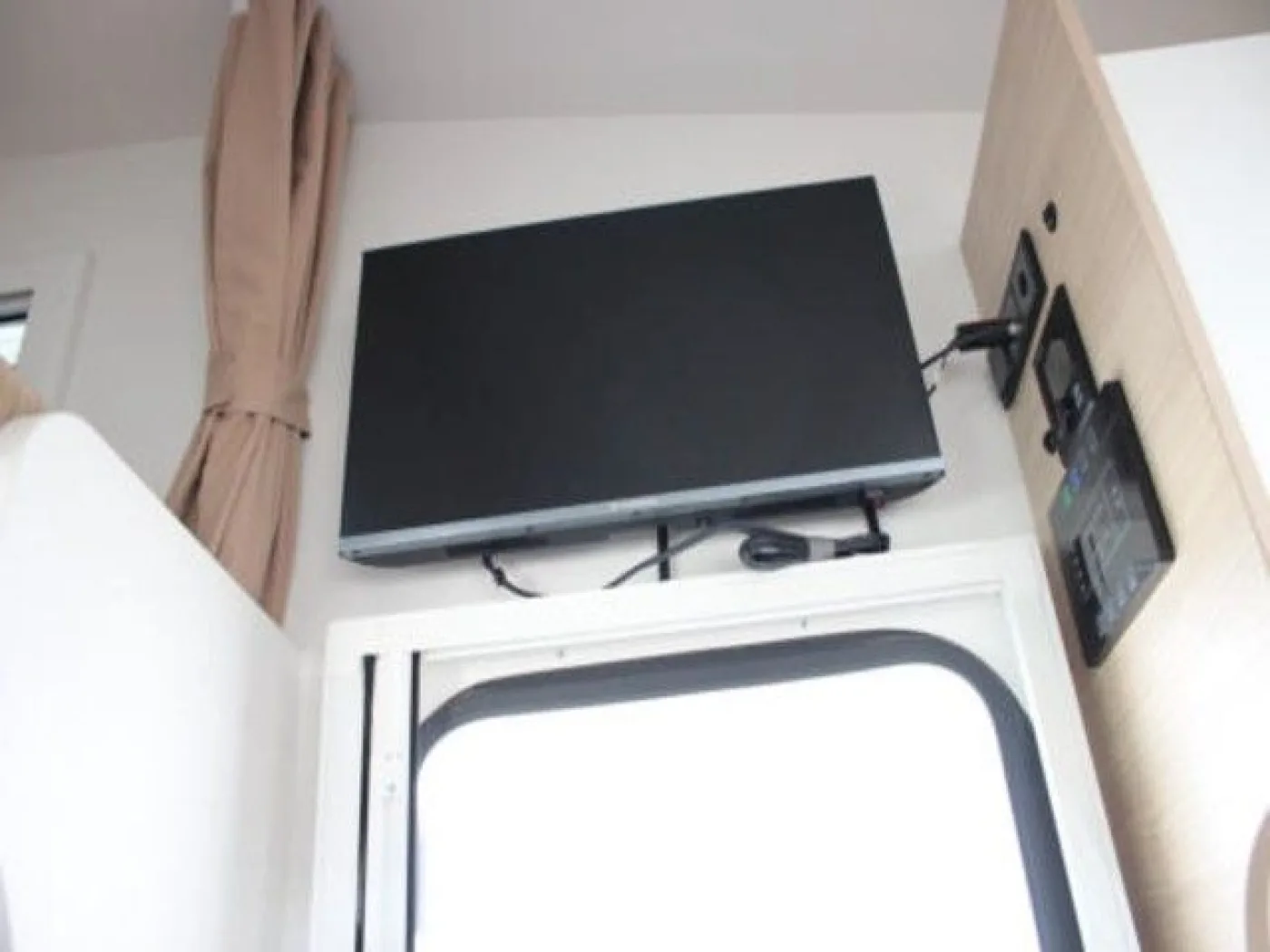 Chausson C 727 First Line Alkoven *AHK|SAT|TV|PAKETE* - 8