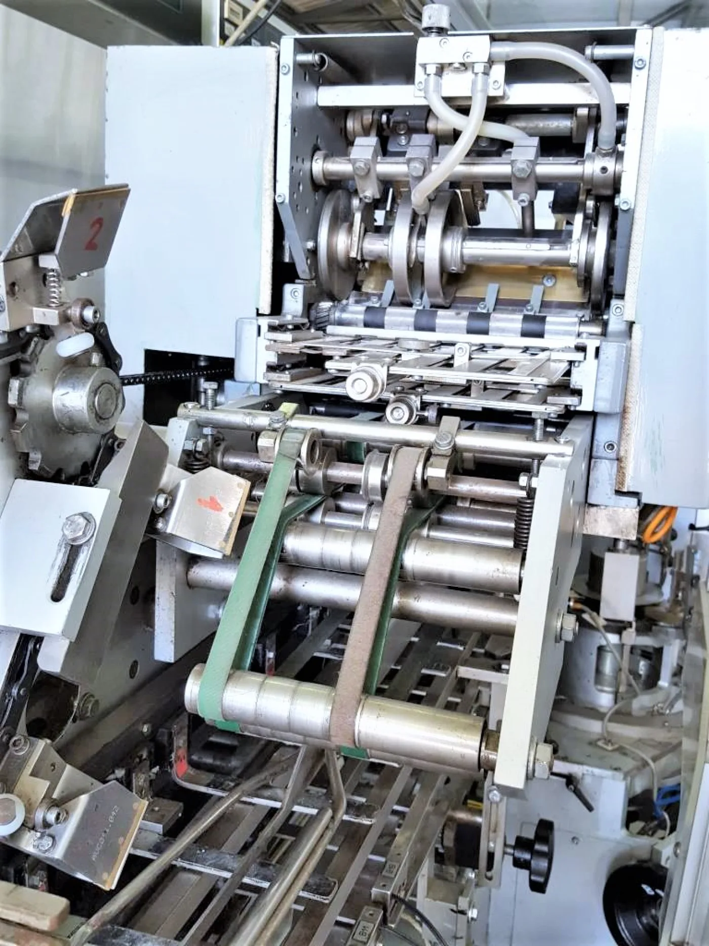 ASTUCCIATRICE VERTICALE AUTOMATICA – CAM MOD. AVC - 5