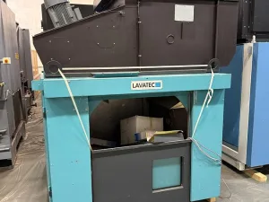 rev 2011 Dryer Lavatec TT735 G 75kg GAS with legs 140cm (464)