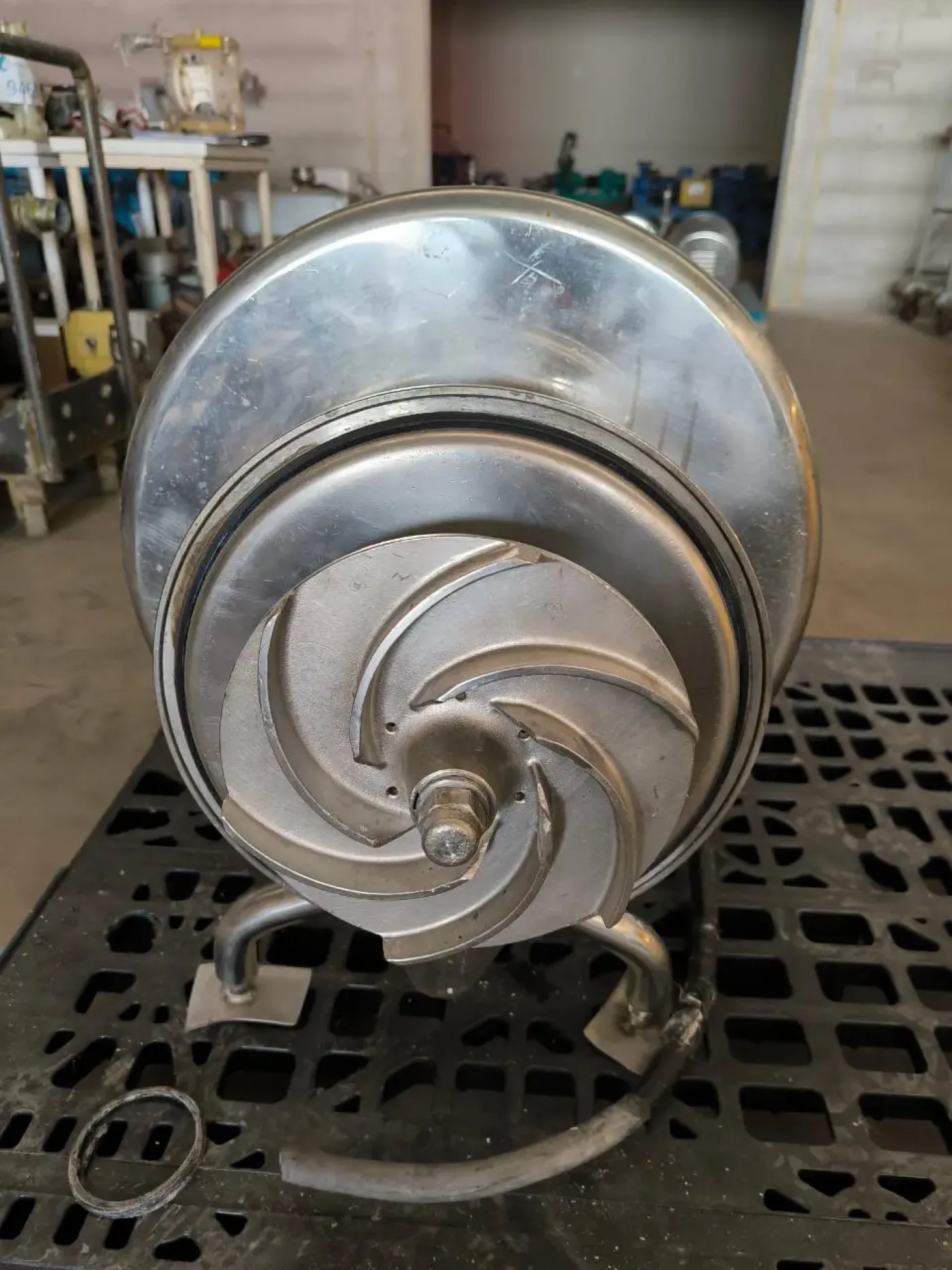 STAINLESS STEEL CENTRIFUGAL PUMP 11 KW 2900 RPM - 1
