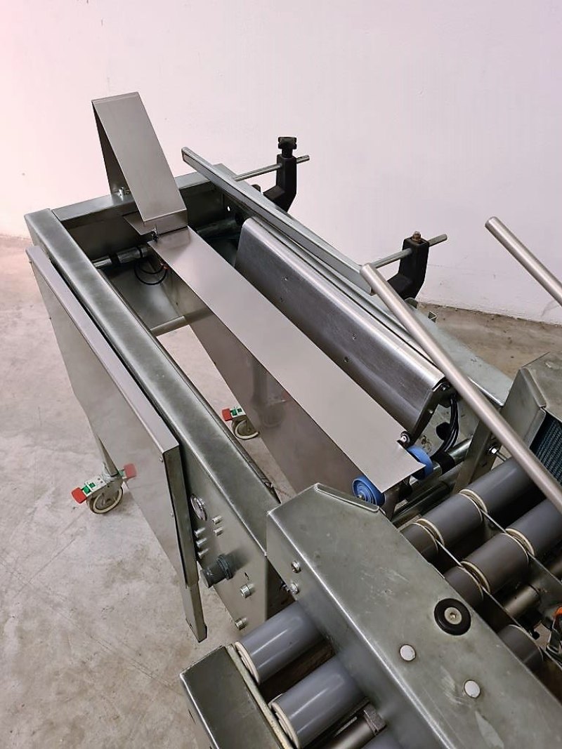FORMATRICE NASTRATRICE PER CARTONI – SOCO SYSTEM – MOD. F100-3