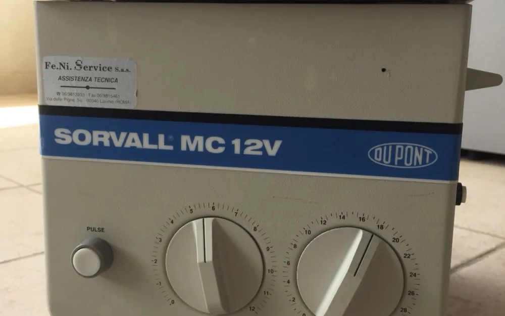MICROCENTRIFUGA DA BANCO – SORVALL MC 12V