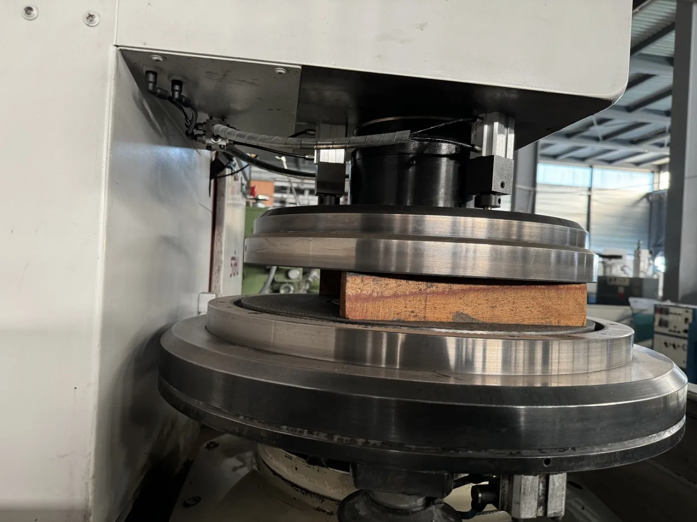 MACHINE A RODER PLAN “STAEHLI” TYPE DLM-450 - 7