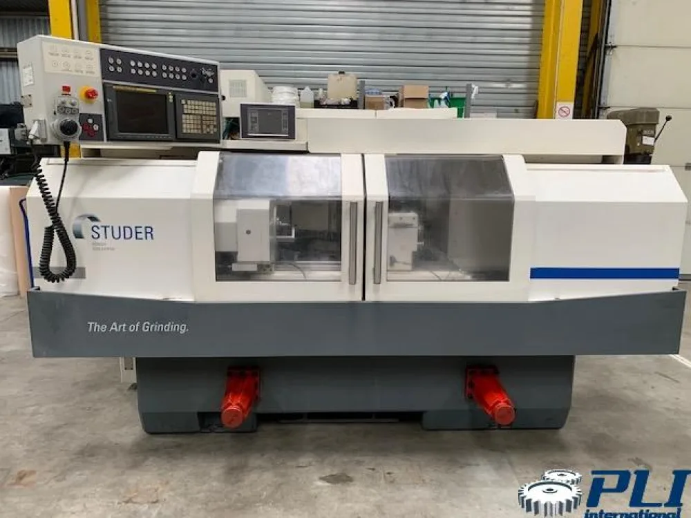 CNC cylindrical grinding machine – Studer S33 CNC