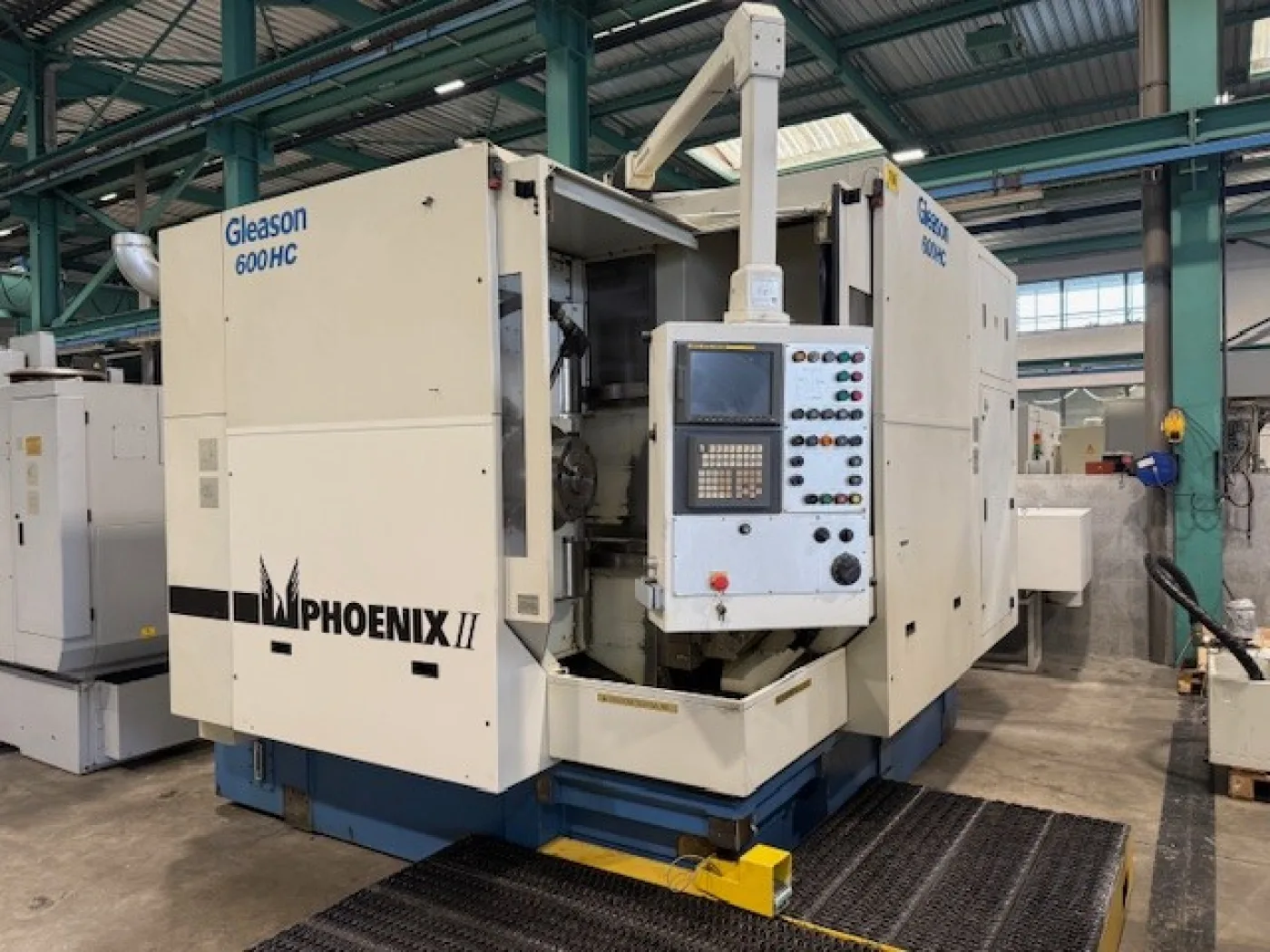 CNC Spiral Bevel Cutting Machine – GLEASON 600HC - 7