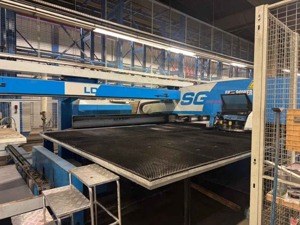 Punching machine Finn-Power SG8 2006